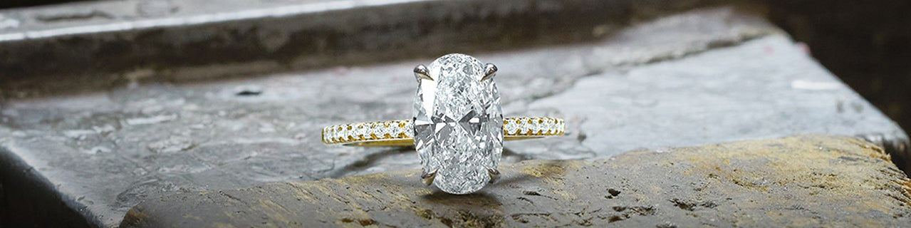 Oval Cut Engagement Rings