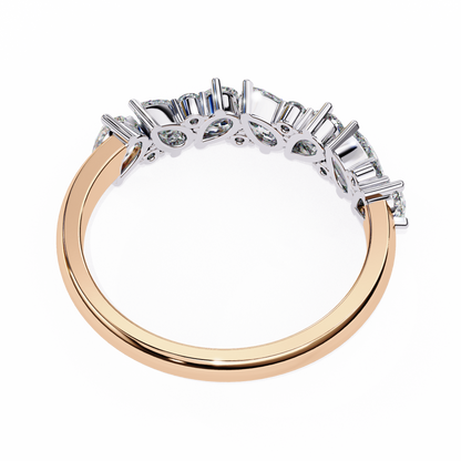 Pear and Round Diamond Band
Rose Glod